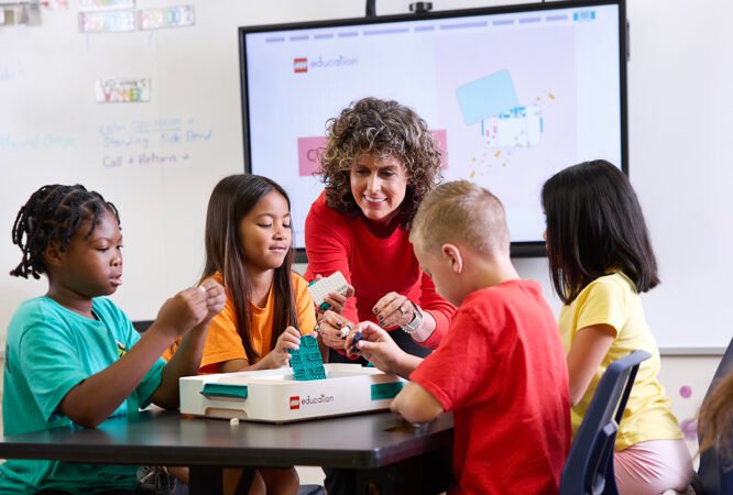 011325-lego-classroom-1-bs